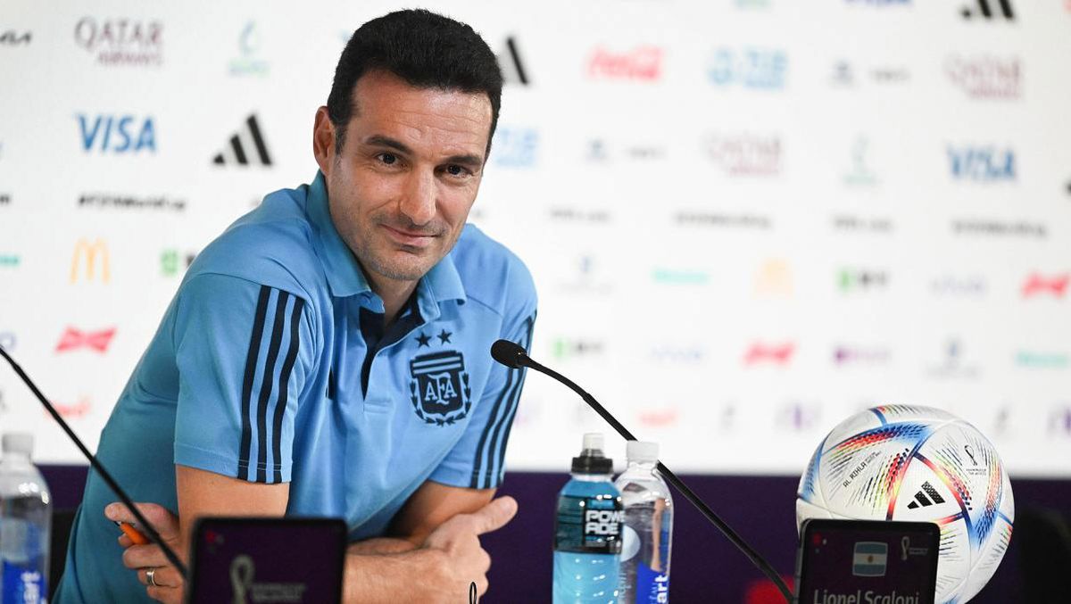 El entrenador argentino en rueda de prensa