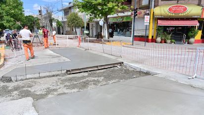 El municipio realiza tareas de bacheo en la esquina de avenida Sabattini y San Juan