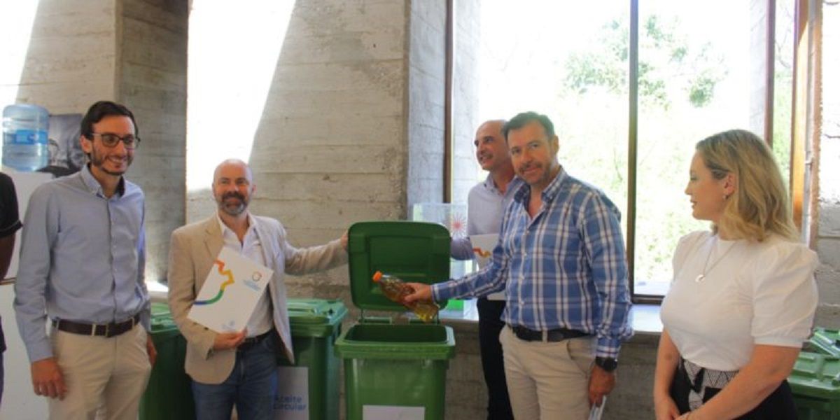 Córdoba empieza a reciclar el aceite de cocina: 14 puntos de recolección