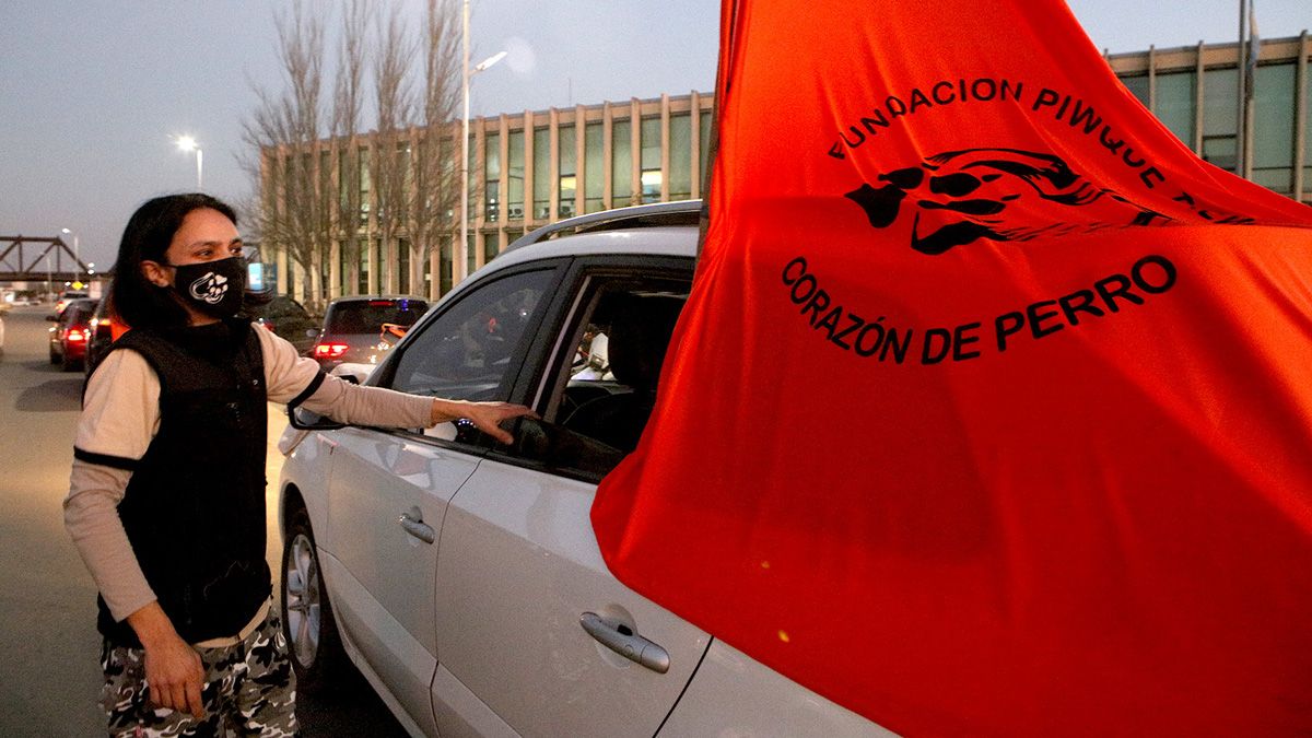 La caravana comenzó en la zona del Centro Cívico.