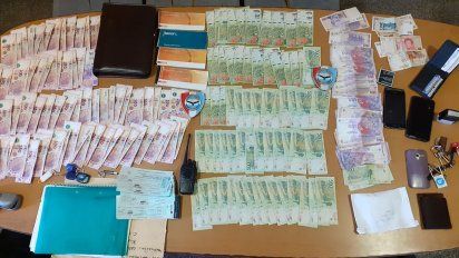Con un inhibidor, robaron cheques y dinero por $ 620 mil