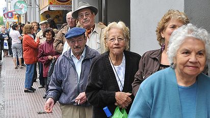 Desde el martes, los bancos ya no tendrán que exigir fe de vida