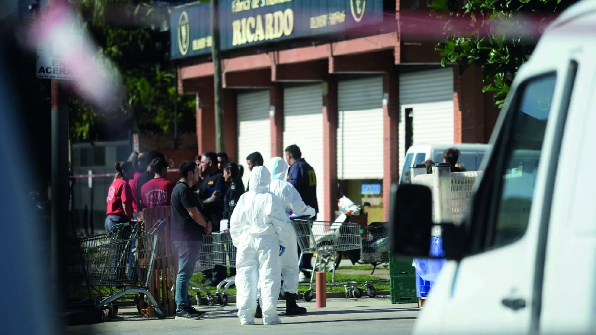 La Plata un comerciante mató a un menor que intentó asaltar su distribuidora