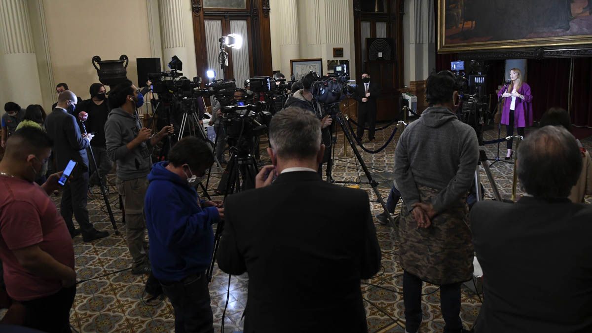El trabajo periodístico fuera de los recintos.