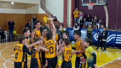 Básquet: los juveniles campeones de Unión Central viven sus horas más gloriosas