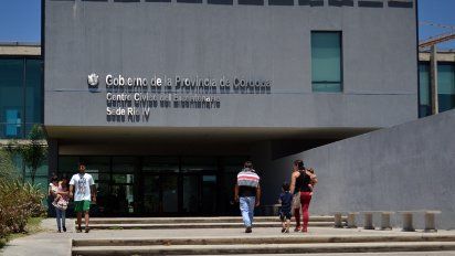 Unos 200 contratados de la ciudad pasarán a la planta de la Provincia 
