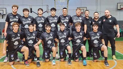 Sporting reaccionó en el segundo tiempo, venció a Banda Norte y forzó la serie al tercer juego