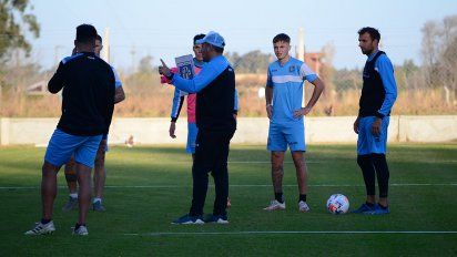 Estudiantes y la premisa de recuperar la memoria futbolística ante Riestra