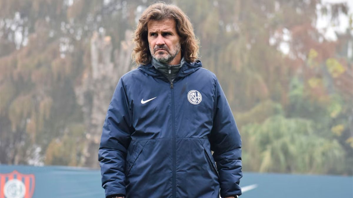 Insua busca su primer triunfo en este nuevo ciclo como DT de San Lorenzo