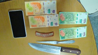 Se accidentaron en el campo y los asaltaron a punta de cuchillo