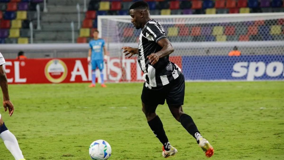 Central Córdoba igualó 0-0 ante Liga de Quito por Copa Libertadores.