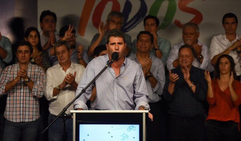 El gobernador sanjuanino fijó posición sobre varios temas de la interna justicialista.