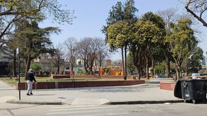 La perspectiva de los vecinos de la Plaza Racedo tras los incidentes