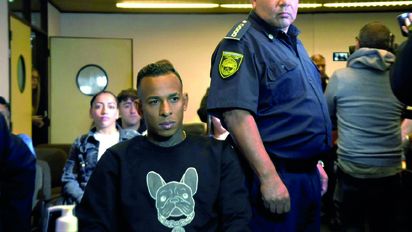 Confirman que el futbolista Sebastián Villa irá a juicio por abuso sexual