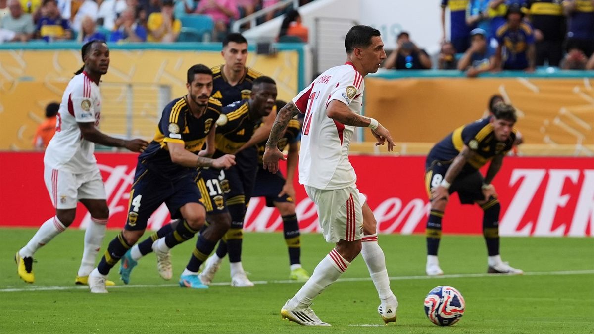 Ángel Di María, autor del primer gol de Benfica en el partido que empataron Boca - Benfica 2 a 2 por el mundial de Clubes