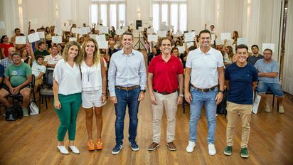 Se entregaron los certificados a los beneficiarios de las becas deportivas