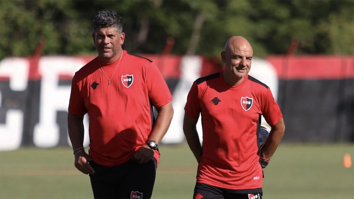 Favio Orsi y Sergio Gómez fueron despedidos de Newells luego de la derrota ante Banfiedl por 3 a 0
