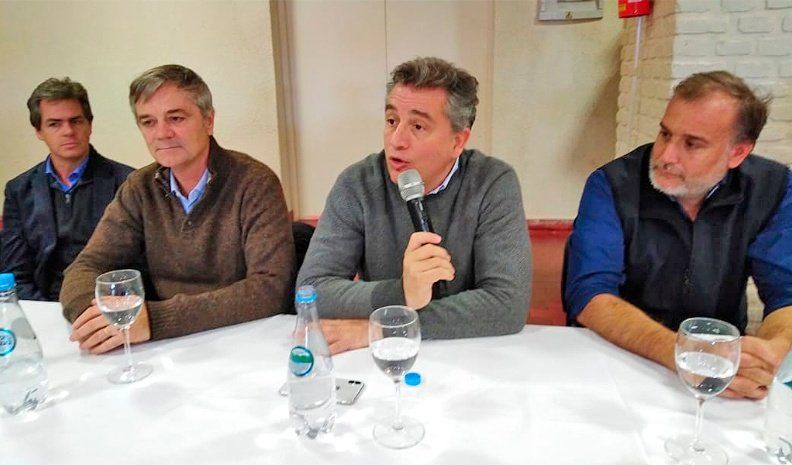 El secretario de Agroindustria encabeza un encuentro con productores y dirigentes ruralistas.