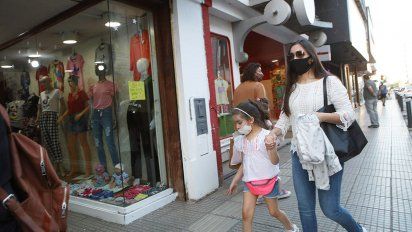 En plena pandemia, comercios esperan repuntar ventas con el nuevo horario