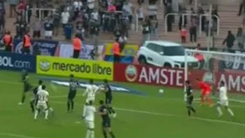 Independiente Rivadavia debutó con un triunfo por 1 a 0 ante Bolívar de Bolivia en la Copa Libertadores Independiente Rivadavia debutó con un triunfo por 1 a 0 ante Bolívar de Bolivia en la Copa Libertadores