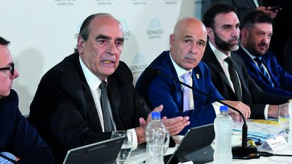 En una breve exposición, Francos defendió la Ley de Bases y el Paquete Fiscal