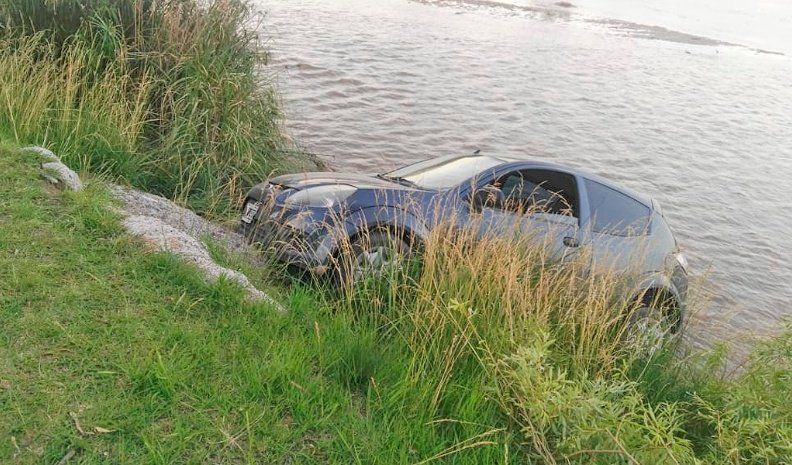 Un hombre de 27 años oriundo de Las Higueras protagonizó un incidente con su auto.