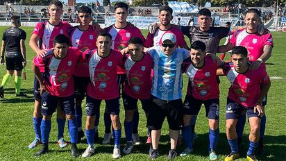 Roncedo se lo dio vuelta a Toro, en un final con incidentes y clasificó para octavos de final