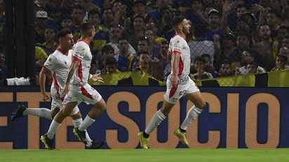 Boca sigue en caída y perdió de local contra el recién ascendido Instituto en la Bombonera