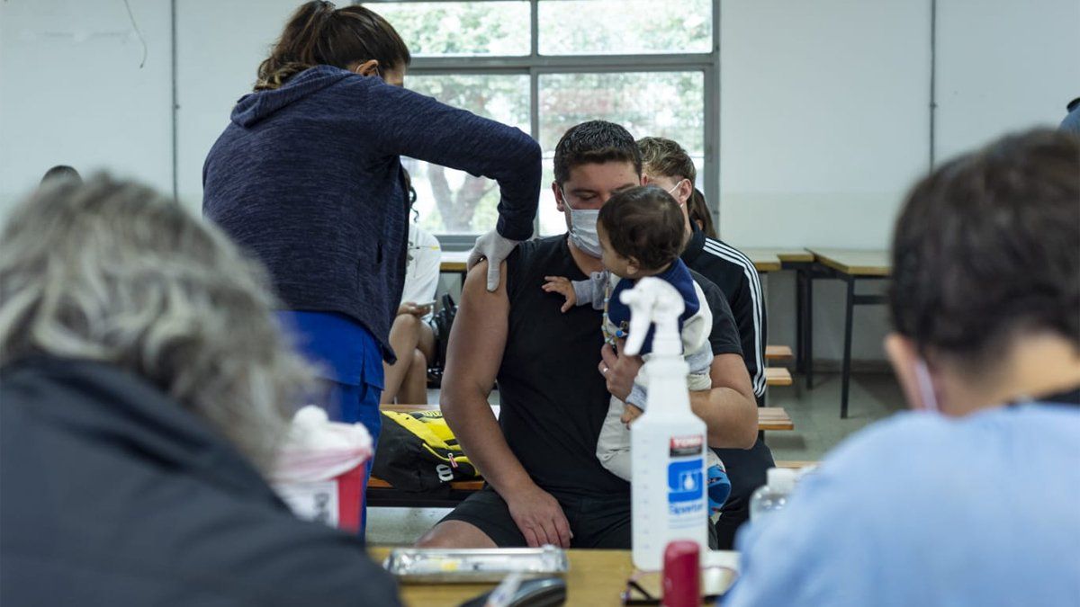 En el campus de la UNRC hay unos 200 inscriptos para vacunarse contra la Covid-19.