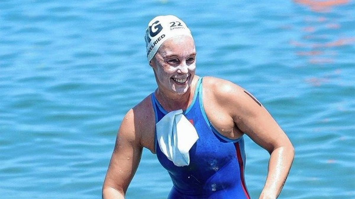 La santafesina Romina Imwinkelried, quien obtuvo la presea de bronce en la competencia de Aguas Abiertas.