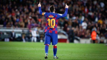 Messi cantó 50