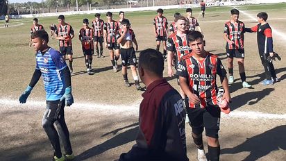 Atlético Ticino, Alem e Hipólito Yrigoyen son los líderes en Reserva