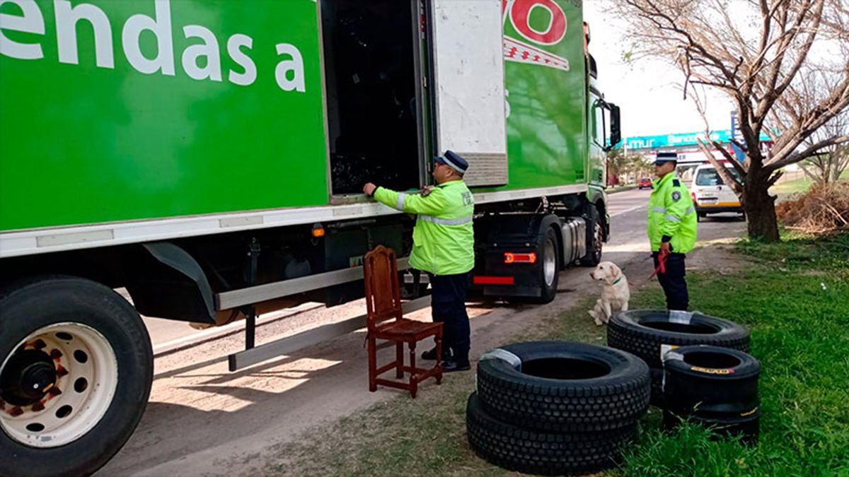Secuestraron neumáticos importados que ingresaban ilegalmente en Entre Ríos