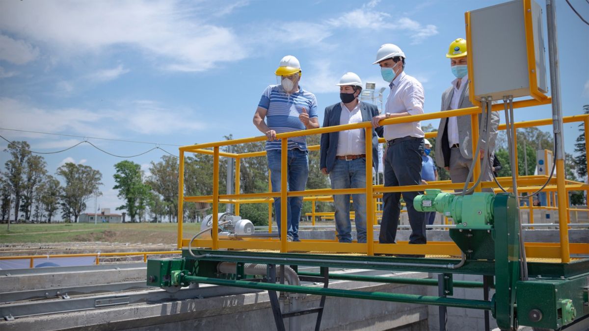 Llamosas recorrió el lugar con ingenieros y autoridades del Emos.