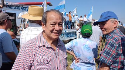 Sorpresiva visita: Toti Flores,  un hombre de Lilita Carrió, se sumó al encuentro ruralista