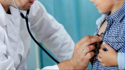 En el mes de las infancias, pediatras instan a reflexionar sobre la niñez