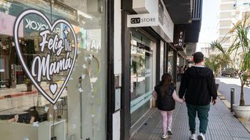 Pese al Día de la Madre, las ventas no logran repuntar en octubre