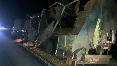Un choque de camiones dejó un herido leve y demoras en el tránsito en Holmberg