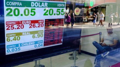 Banco Central realizó venta récord para poner techo al dólar
