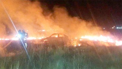 Murió un joven tras chocar y prenderse fuego el automóvil que conducía