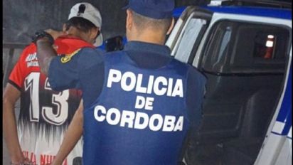 Por una causa de violencia familiar, detienen a un joven en Villa Nueva