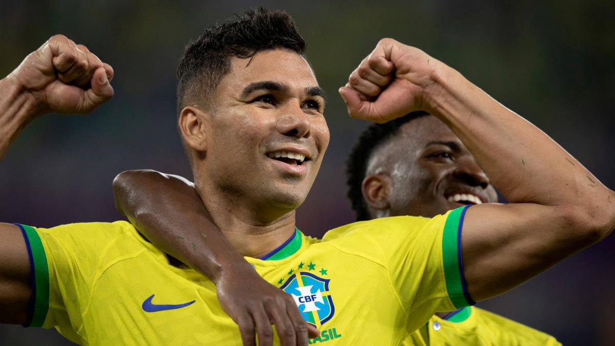 Casemiro festeja su gol con el que Brasil derrotó a Suiza 1-0  pasó a octavos de final