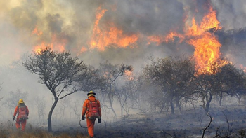 Riesgo de incendios al extremo en Traslasierra y Río Seco Riesgo de incendios al extremo en Traslasierra y Río Seco