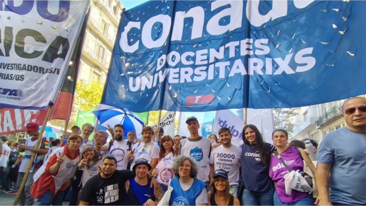 Docentes universitarios pararán el miércoles 28 y visibilizarán
