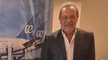 Gustavo Santos, exministro de Turismo, cuestionó la restricción para comprar viajes al exterior