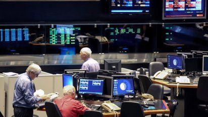 El dólar subió a $ 58,77 en el arranque de la semana