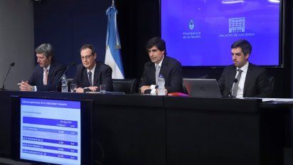 Lacunza rechazó la posibilidad de modificar el control de cambios