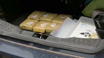 Detuvieron a dos mujeres que portaban droga