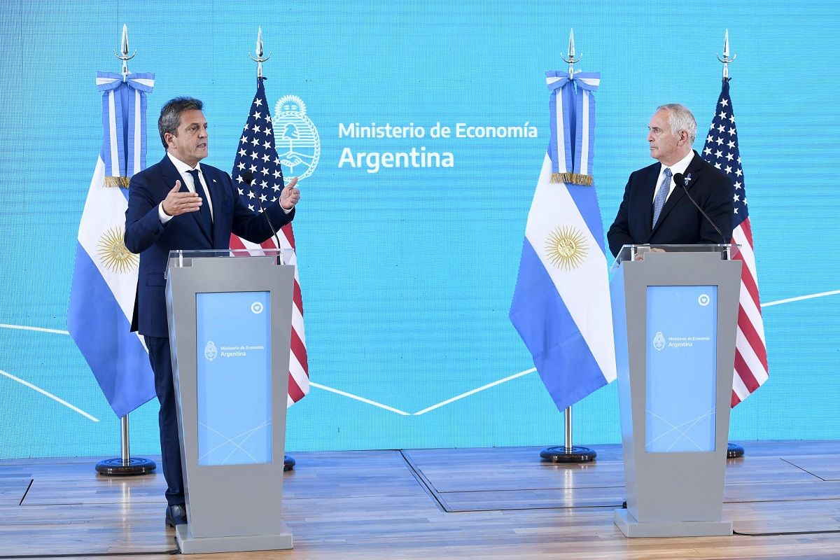 La Argentina y Estados Unidos firmaron el acuerdo de intercambio de información tributaria