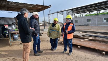 Contratan mujeres albañiles para la construcción de la obra del Centro de Gestión Ambiental